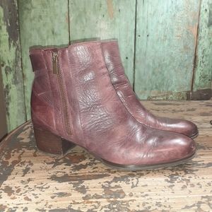 Isola Leather Ankle Boots Size 10M